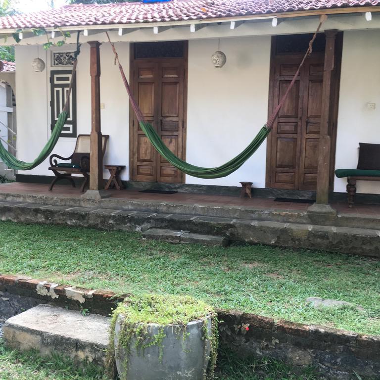 Templeberg Bed & Breakfast Walahanduwa Exterior photo