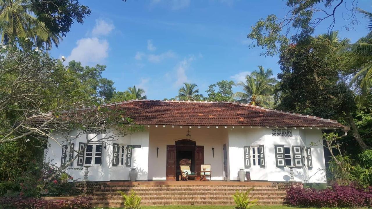 Templeberg Bed & Breakfast Walahanduwa Exterior photo